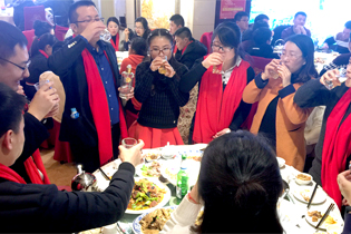 �r(n��ng)���W(w��ng)��Ӣ�c�𱬾W(w��ng)�ο�ʹ��R��������